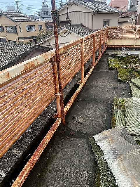 雨漏り調査も承ってます